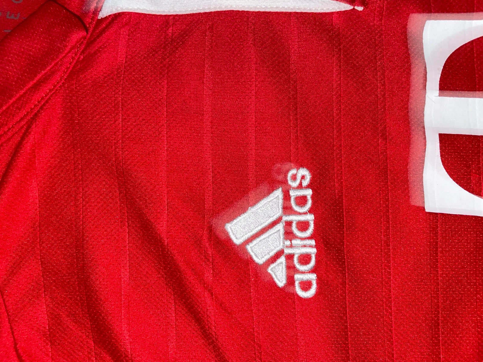 T-shirt Bayern Munich Rouge Taille M – photo 5